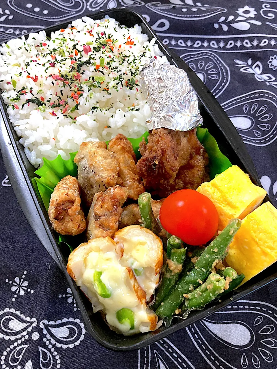 Snapdishの料理写真:鯖の竜田揚げ弁当|SaDaさん