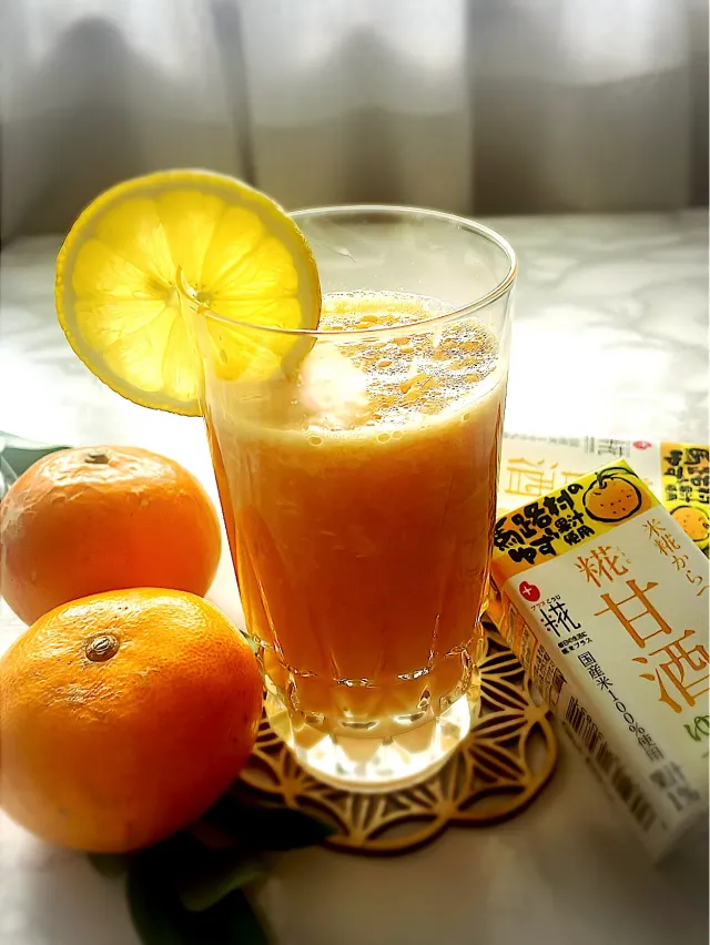 Snapdishの料理・レシピ写真:朝日に輝く🍊糀甘酒せとかスムージー🍹｜爽やかな香りとやさしい甘さに身も心も癒される♡【糀甘酒ゆずブレンド】の誘惑