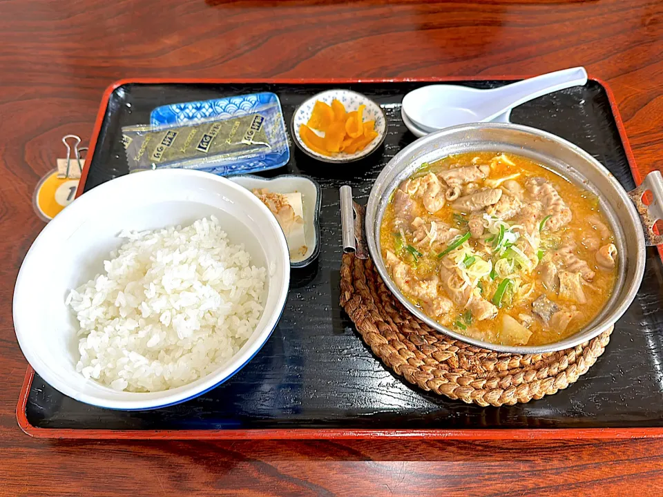 モツ煮込み定食|ホッシーさん