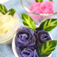 Snapdishの料理写真:紫キャベツで三色の薔薇|愛のごはんさん