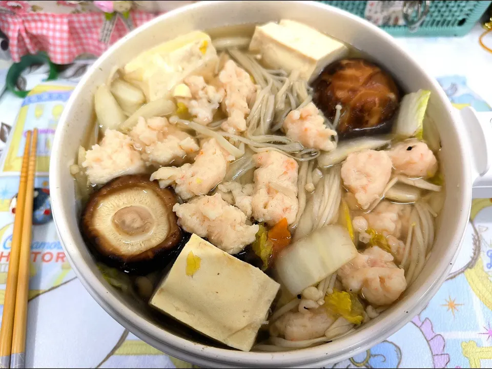 Snapdishの料理写真:雜菜豆腐蝦滑煲|Sharonさん