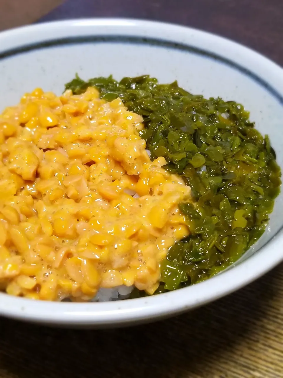 パパ盛付け👨めかぶ納豆丼|ぱんだのままんさん