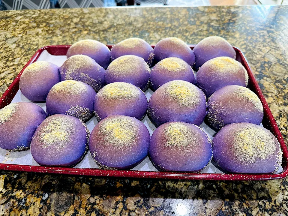 Ube cheese pandesal|jenny belcherさん