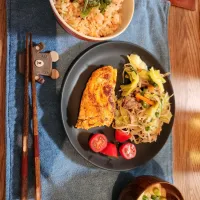 Snapdishの料理写真:炊き込みご飯に助けてもらった晩御飯|はるかさん