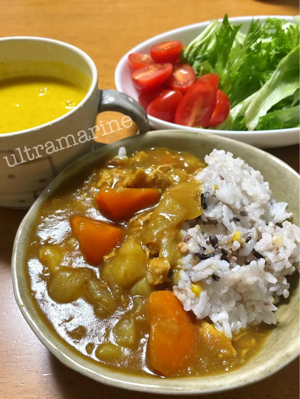 Snapdishの料理写真:＊チキンカレーとかぼちゃポタージュで晩ごはん＊|ultramarineさん