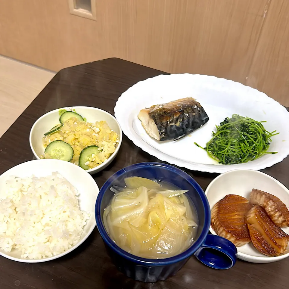 鯖の塩焼きとおかず|WAVE🌊さん