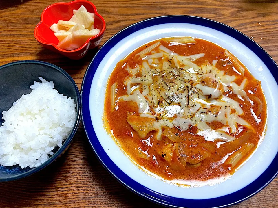 チキンのトマト煮込み🍅|yummy tommyさん