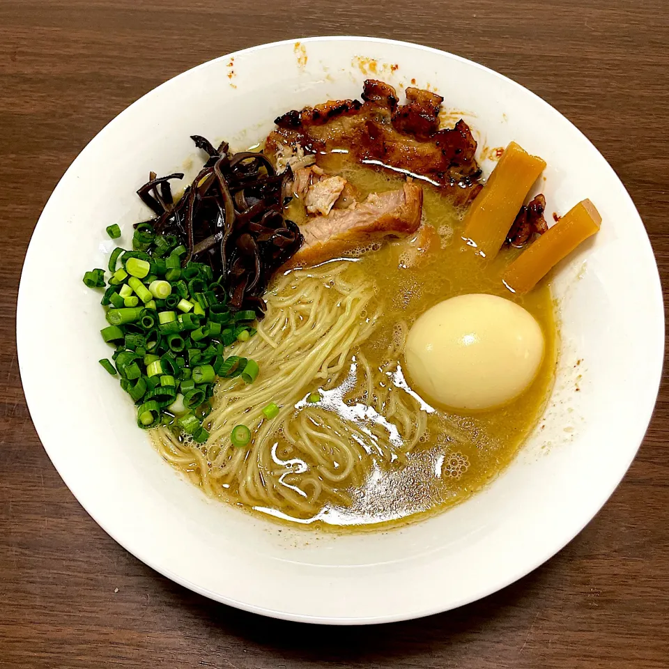 超濃厚鶏白湯ラーメン|dashi menjiroさん