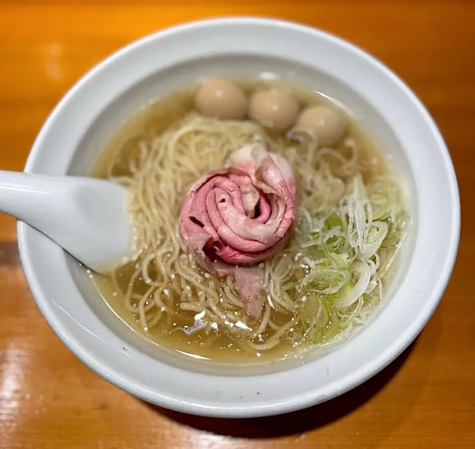 木更津丿貫さんの淡麗しじみ蕎麦|たかさん