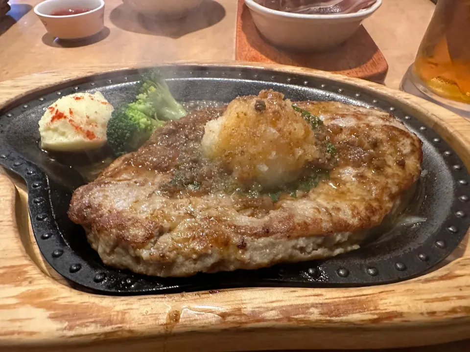 Snapdishの料理写真:おろしそバーグ300g|buhizouさん