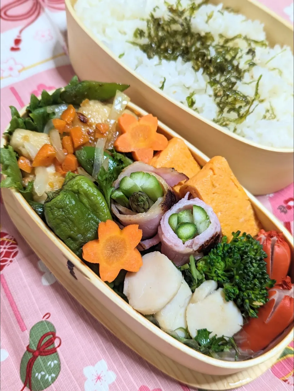 Snapdishの料理写真:本日のお弁当〜鶏むね肉の南蛮炒め弁当|f.1125beさん