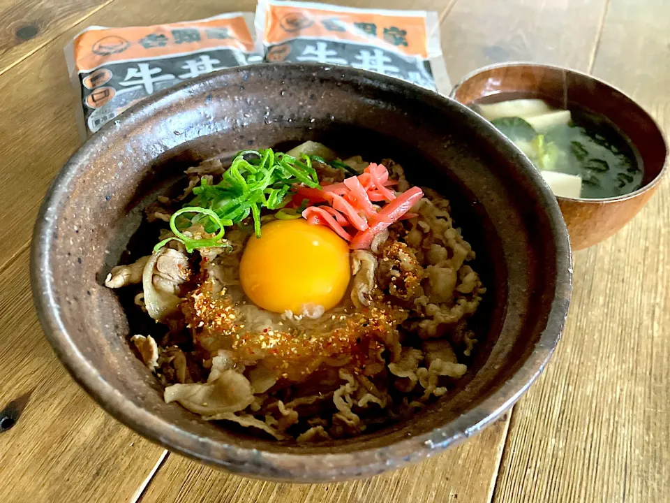 お昼ごはんに吉野家の牛丼 🍚🥢|sato*さん