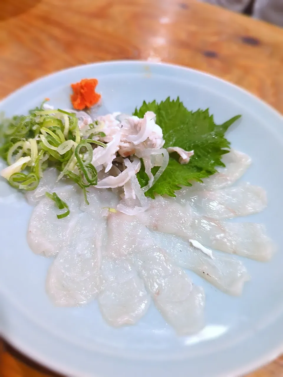 Snapdishの料理写真:山口県ご当地グルメ ふぐ刺し🐡😋|みぽりん♪さん