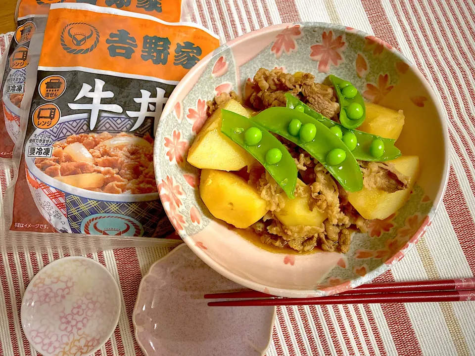 Snapdishの料理写真:新じゃがで肉じゃが|花🍀さん