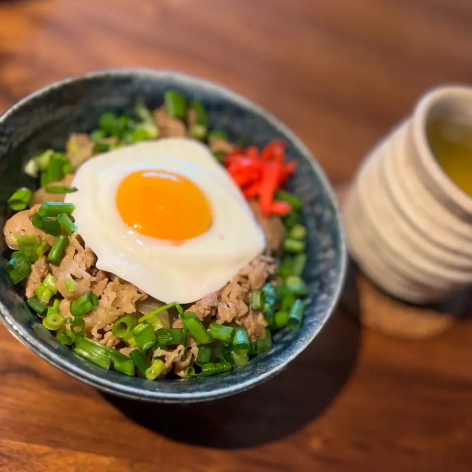 これこそ子育て支援！母の味方💕吉牛様🐂ねぎ玉牛丼|アッコちゃん✨さん