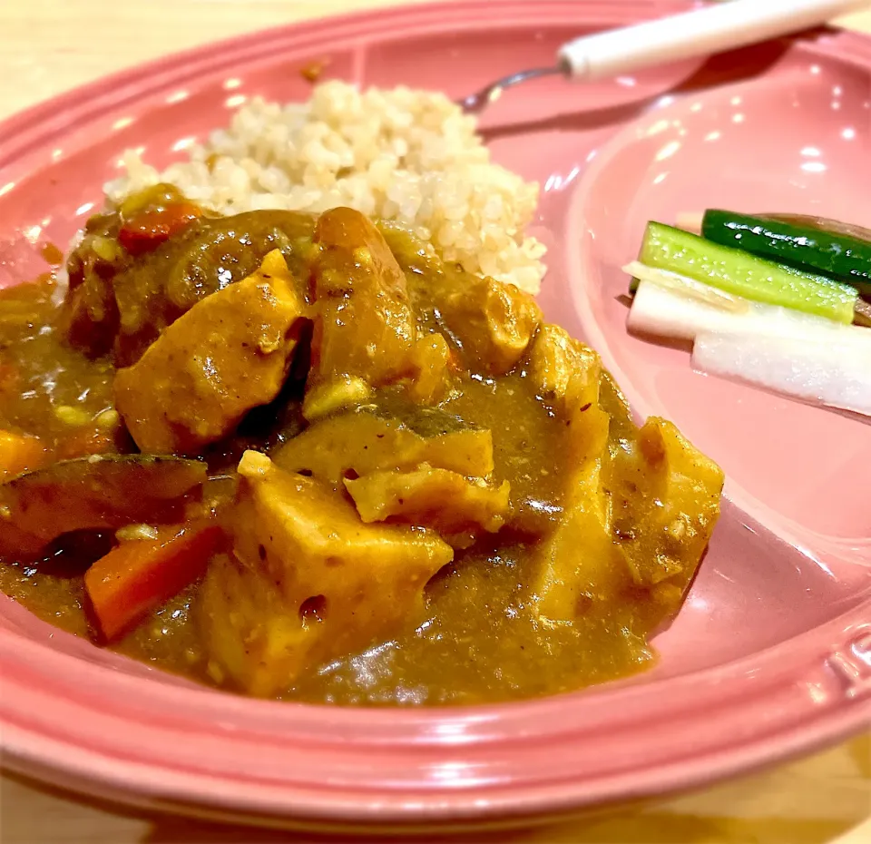 ごろごろ根菜の薬膳カレー🍛|chibiさん