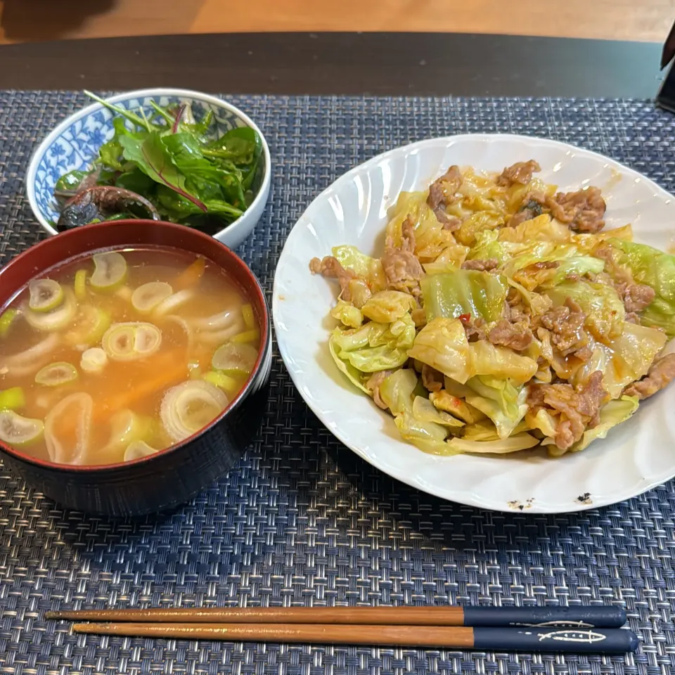 回鍋肉・ベビーリーフのサラダ・里芋と人参の1本と長葱の味噌汁|a-parkさん