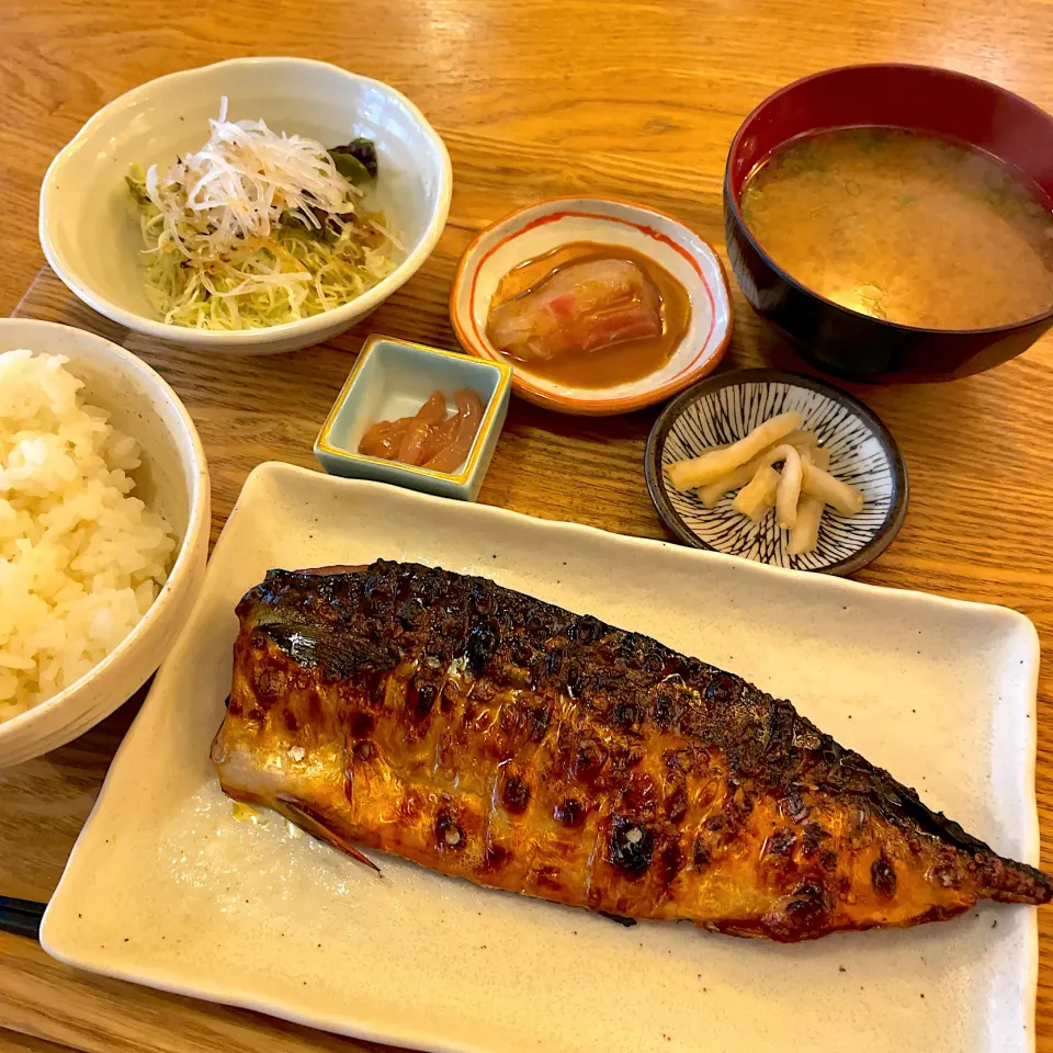 Snapdishの料理写真:サバみりん定食|T. Wonderさん