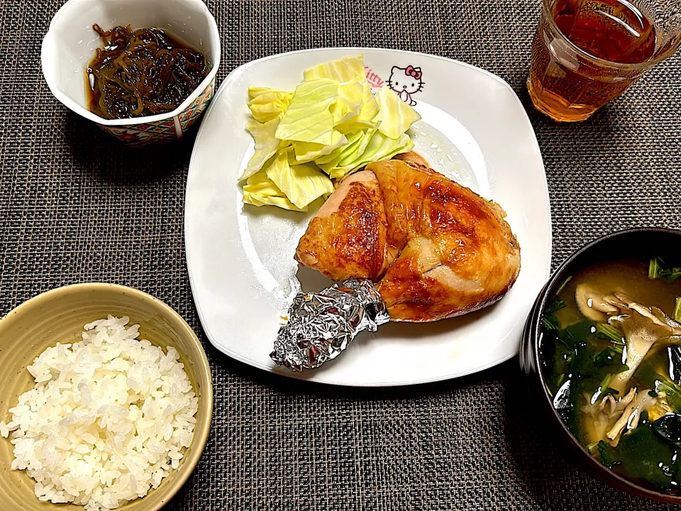 コストコのチキン🍗　キャベツ添え|柚子きりかさん