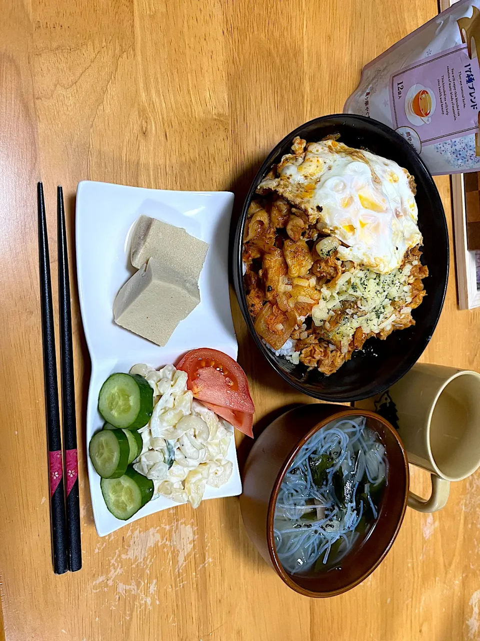 今日の晩御飯は目玉焼きのせチーズデカルビ丼🤤✨|モモ&ハーブmama🐰🐹🐢🐠❤️さん