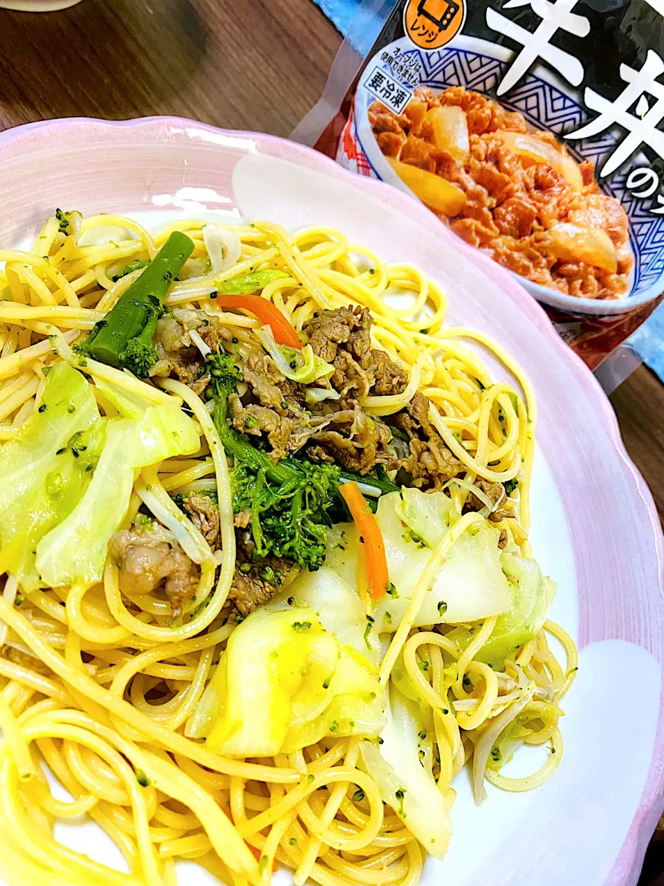 吉野家牛丼の具パスタ|とっしぃさん