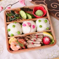 Snapdishの料理写真:桜咲くお花見弁当|Harucookさん