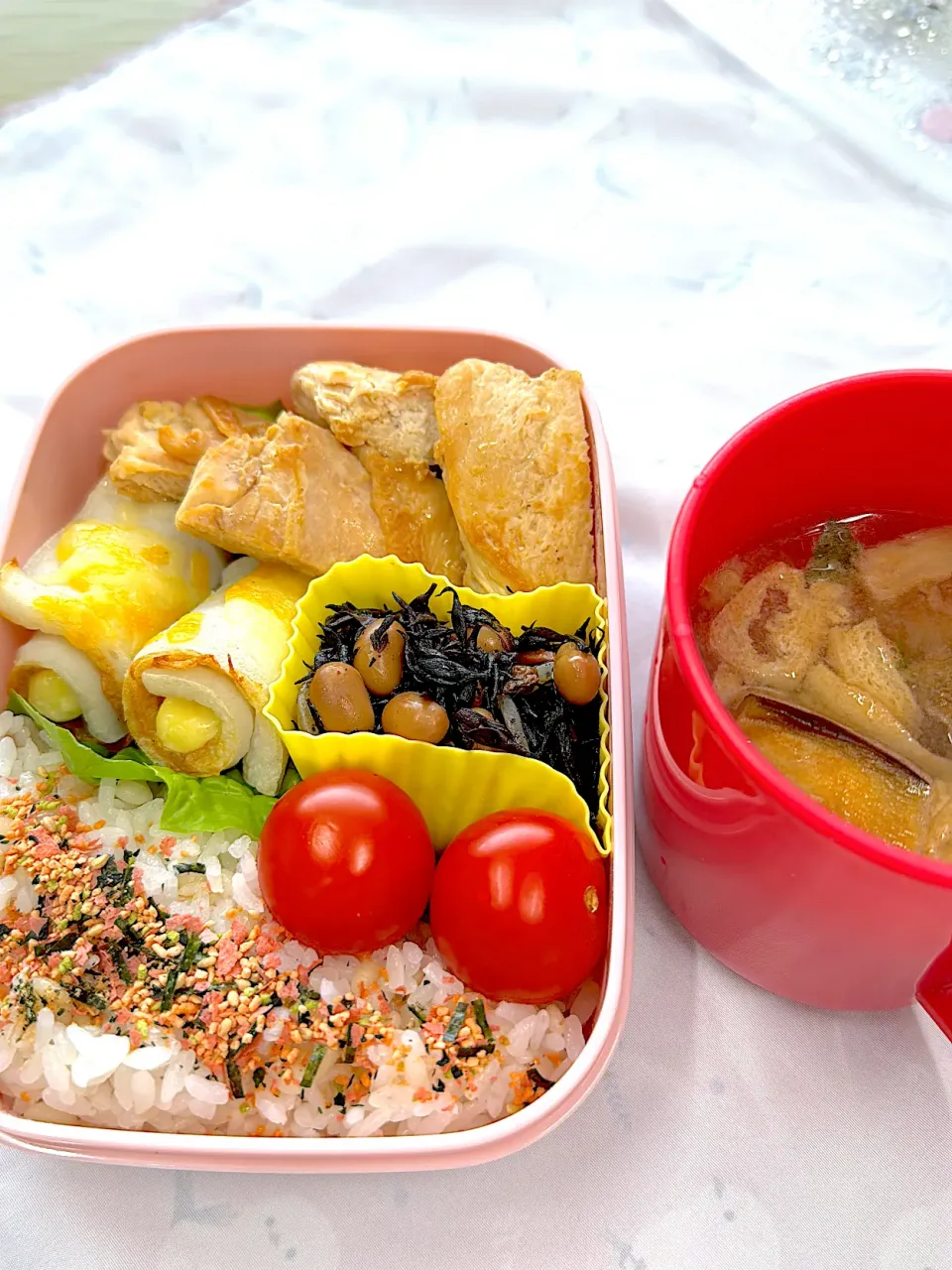 鶏胸肉の味ぽん焼きとチーズちくわ弁当|ゆっきーさん