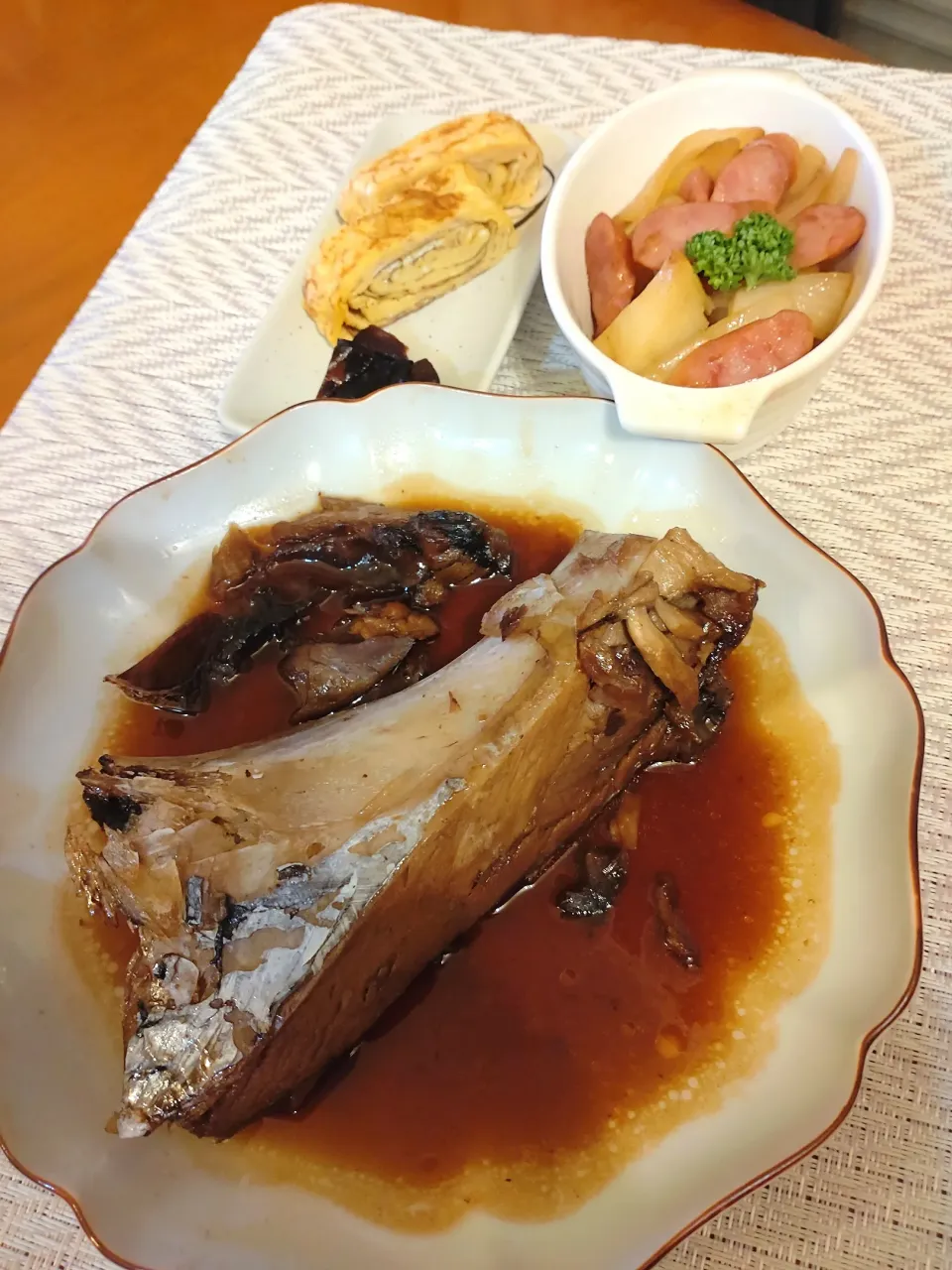 ☆マグロ釜煮付け
☆ジャーマンポテト
☆卵焼き|chikakoさん