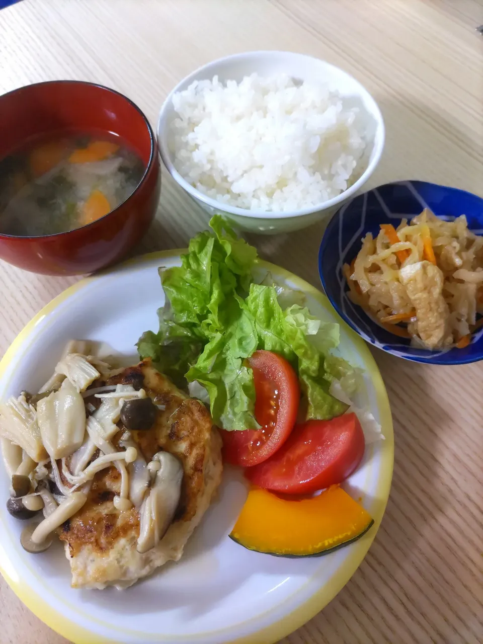 とうふハンバーグきのこあんかけ
切り干し大根の煮物|ちゃいさん