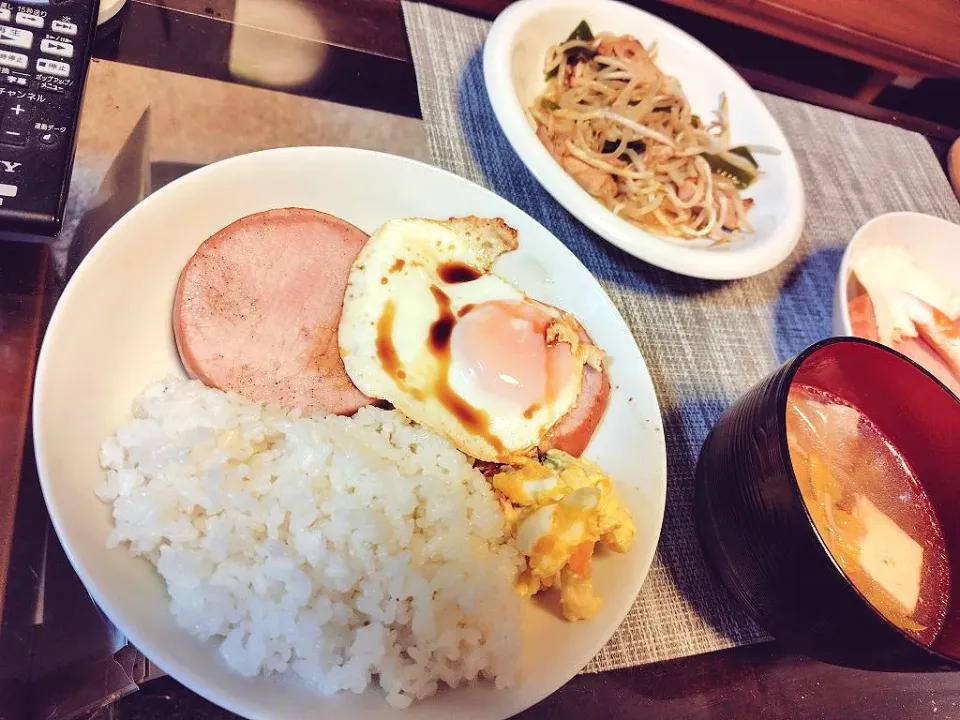 ハムエッグ定食|takacさん