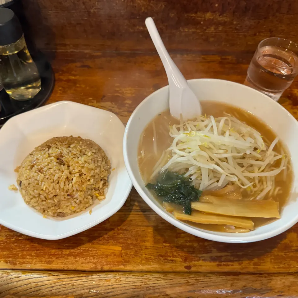 半チャンラーメン（味噌）@半チャンラーメン あかしや|morimi32さん