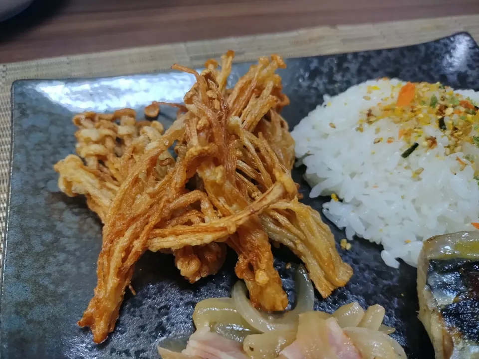 Snapdishの料理写真:フライドえのき|ちーたまさん