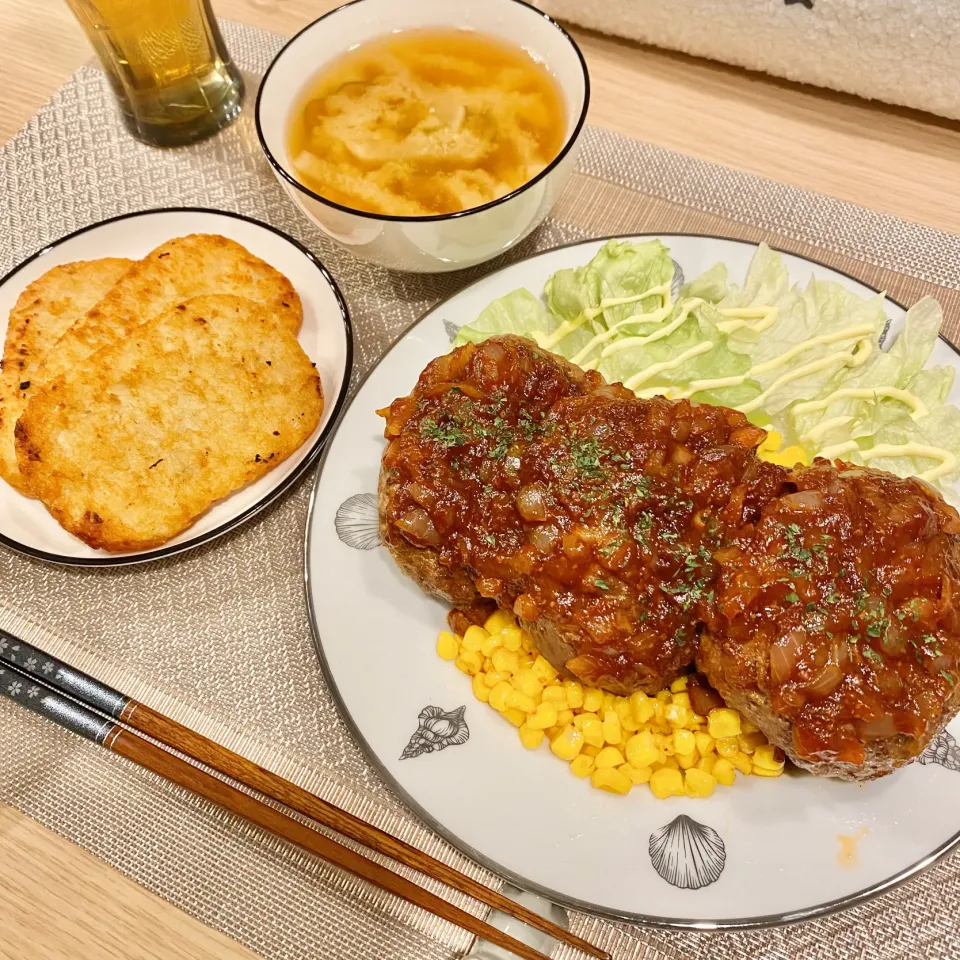 ハンバーグ、ハッシュドポテト、お味噌汁|ららさん