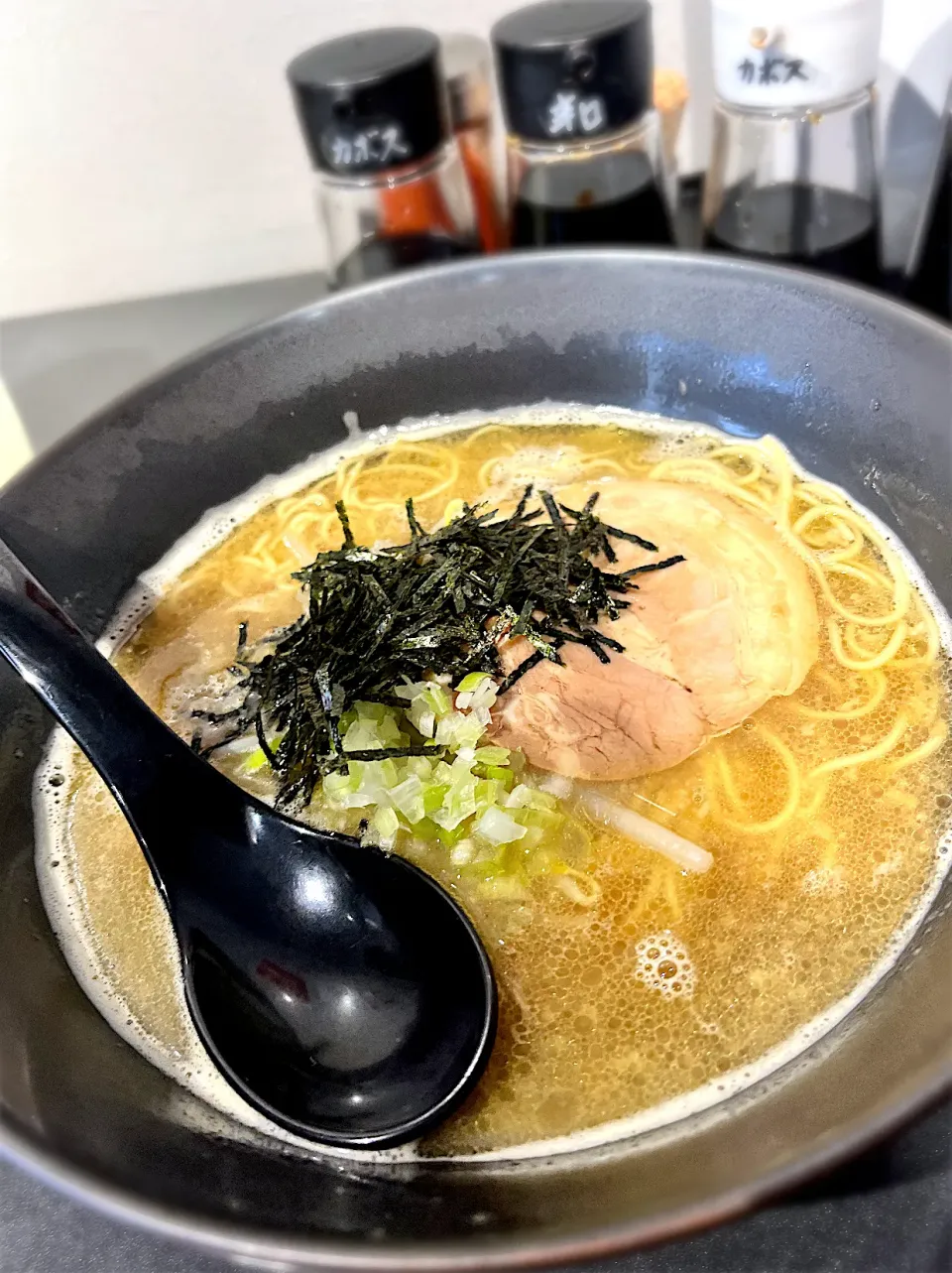 Snapdishの料理写真:元祖別府ラーメン|Hiroshi  Hommaruさん