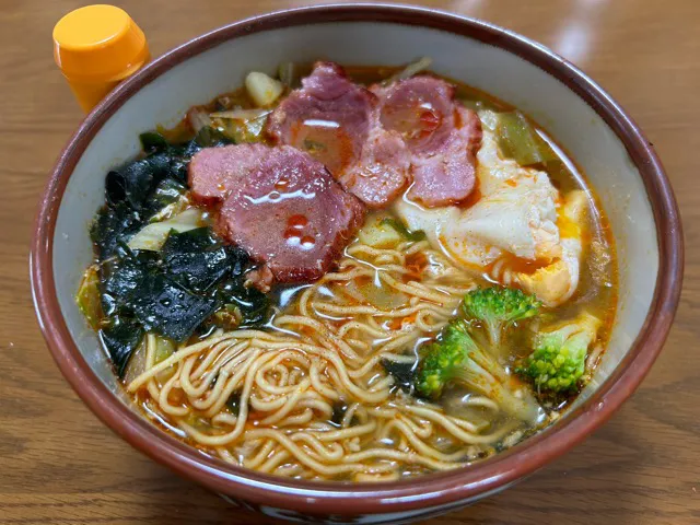 マルちゃん正麺🍜、担々麺❗️(⁎⁍̴̆Ɛ⁍̴̆⁎)✨|サソリさん