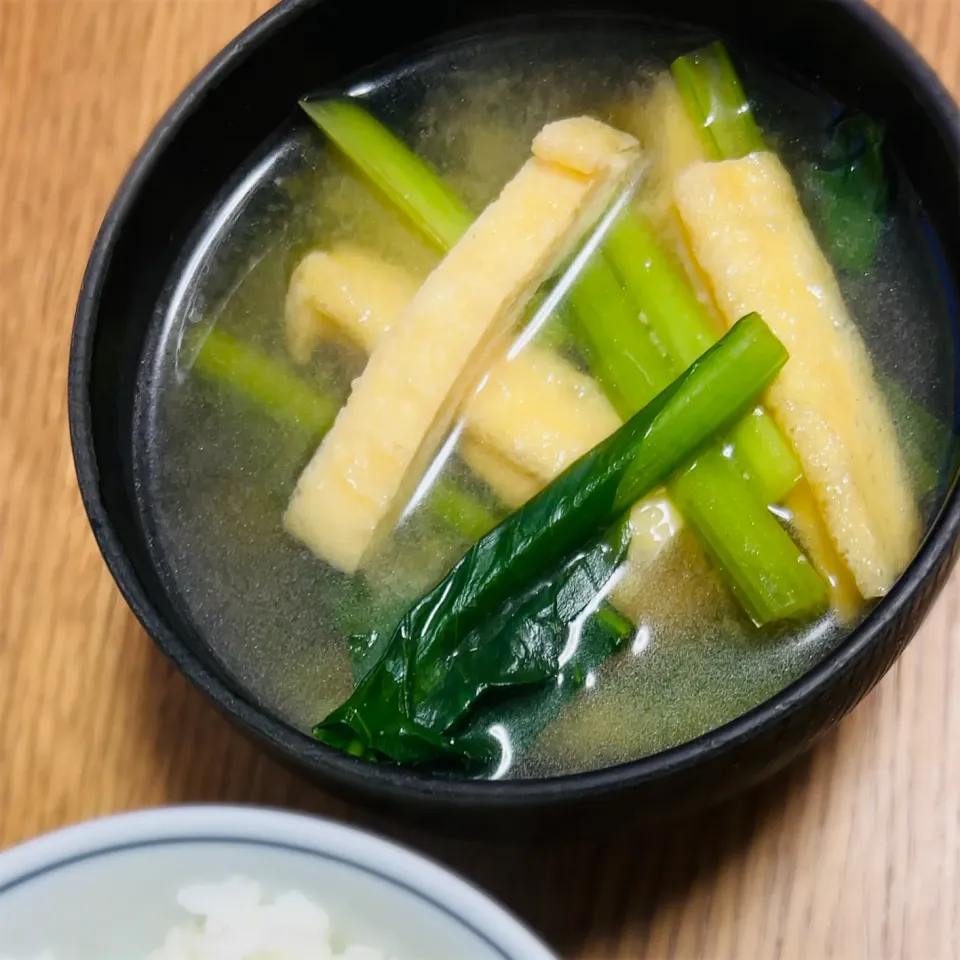 ”小松菜とお揚げさんの御御御付け”@ 自宅飯|平大さん