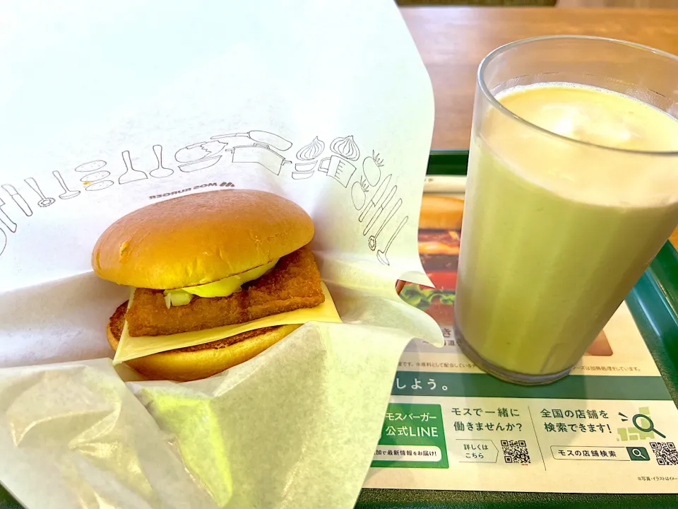 今日はモスバーガー🍔🥤🍟|yokoさん