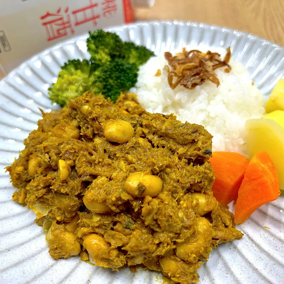 Snapdishの料理写真:さば味噌カレー|みほままこさん