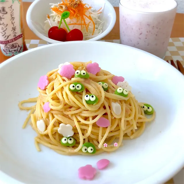 Snapdishの料理・レシピ写真:🍋と🧄が香る🍃タラコスパゲティ🌸｜春パスタいただきま〜す