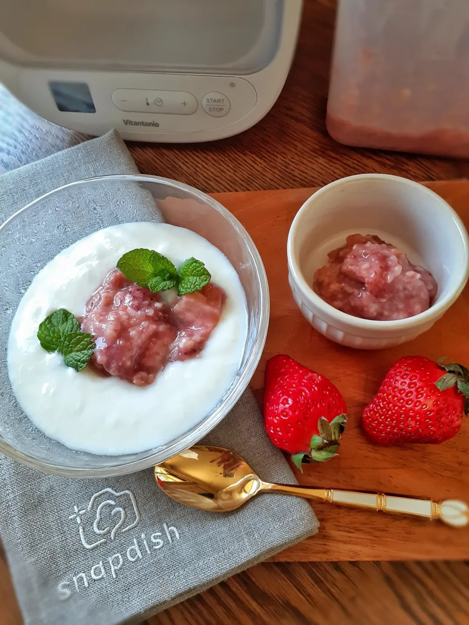 Snapdishの料理写真:yucca@さんの料理 いちご麹🍓|fumfumさん