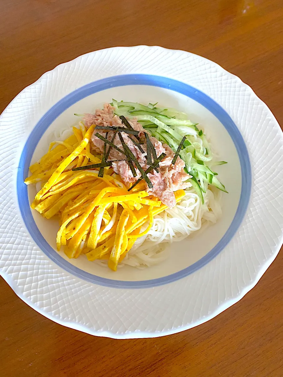 Snapdishの料理写真:サラダそうめん昼ご飯|MIRAVALさん