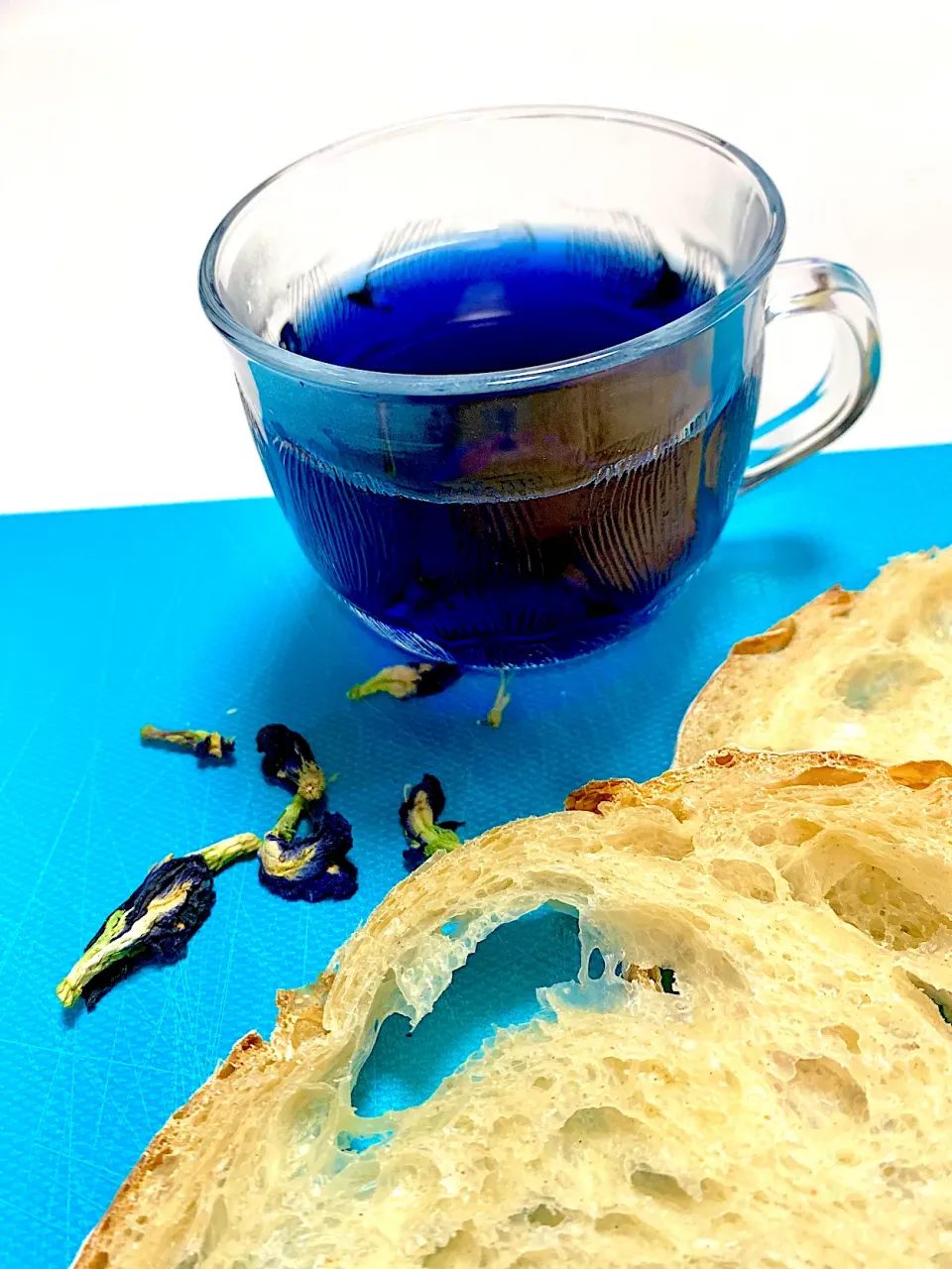 Butterfly Pea Flower Tea|gonbenさん