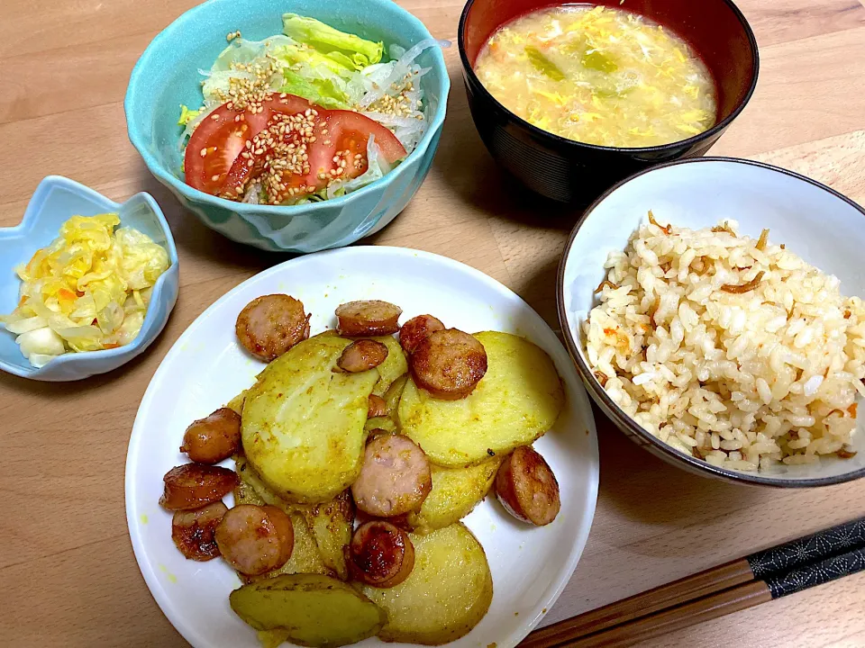 ジャーマンポテト🥔炊き込みご飯🐟|かおちゃんさん