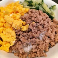 Snapdishの料理写真:3色丼| 一椛さん