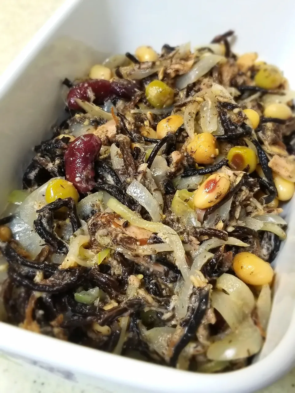 長ひじきとミックスビーンズのサラダ|ぱんだのままんさん