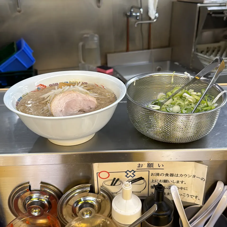 Snapdishの料理写真:ラーメン|Hajime Sakaiさん