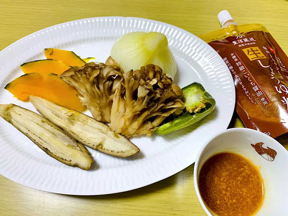 蒸し野菜のプラス麹生しょうゆ麹ドレッシング|hrk219mtさん