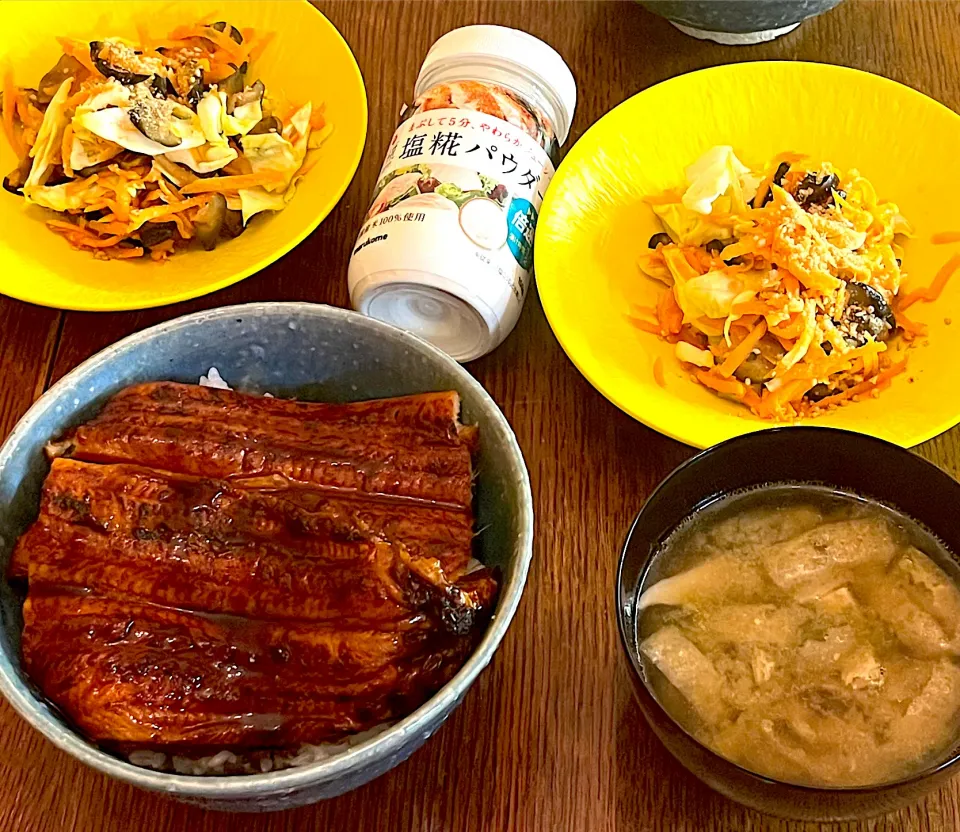 晩ごはん♯鰻丼♯うなぎ|小松菜さん