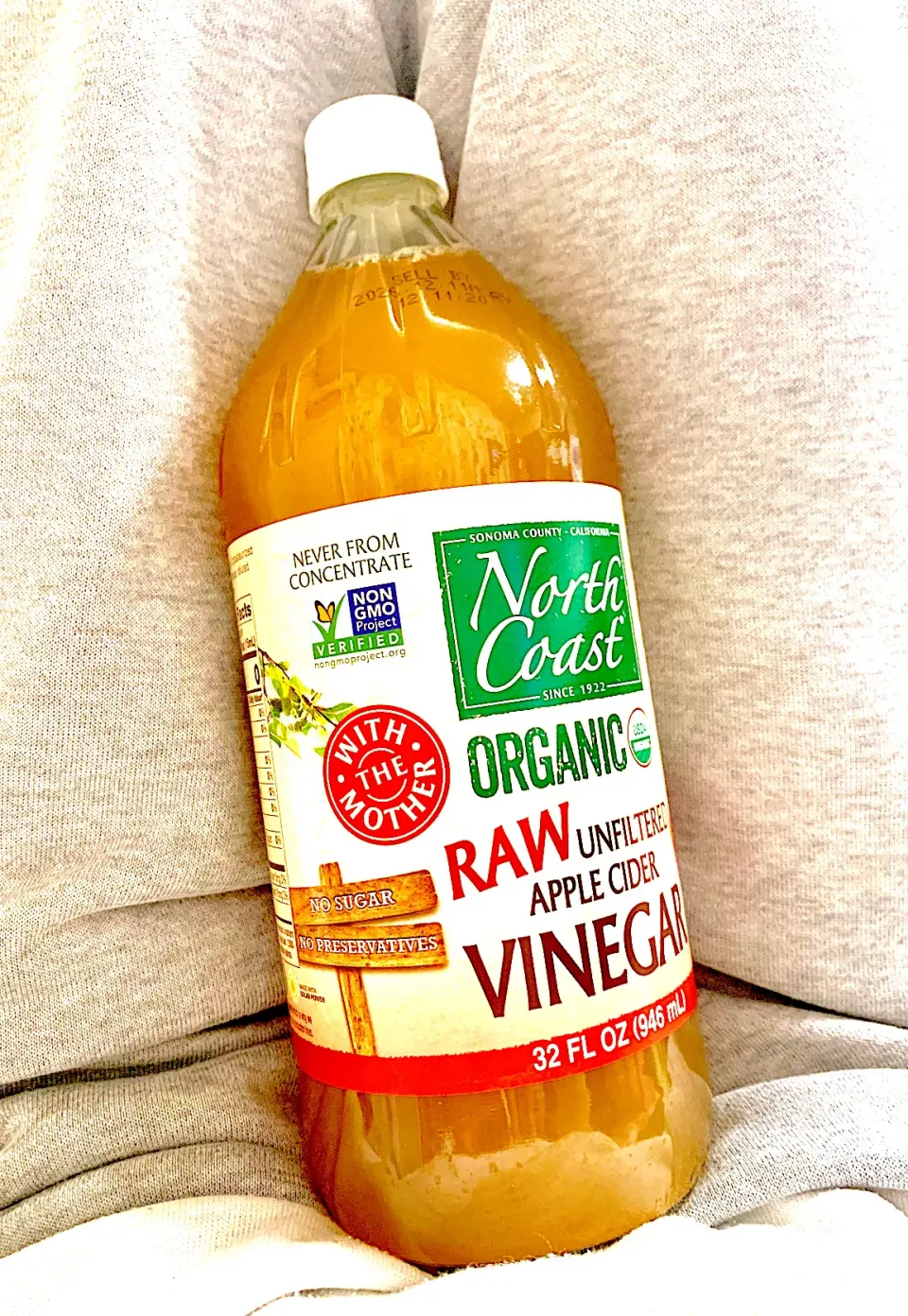 I've been hooked on apple cider vinegar lately and use it in a variety of dishes, including vinaigrettes, snacks, main dishes, and sweets.|gonbenさん