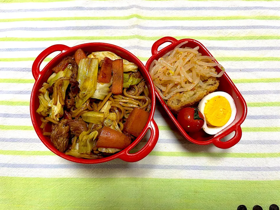 Snapdishの料理写真:焼きそば、もやし甘酢あえ、ゆで卵|jackybeanさん